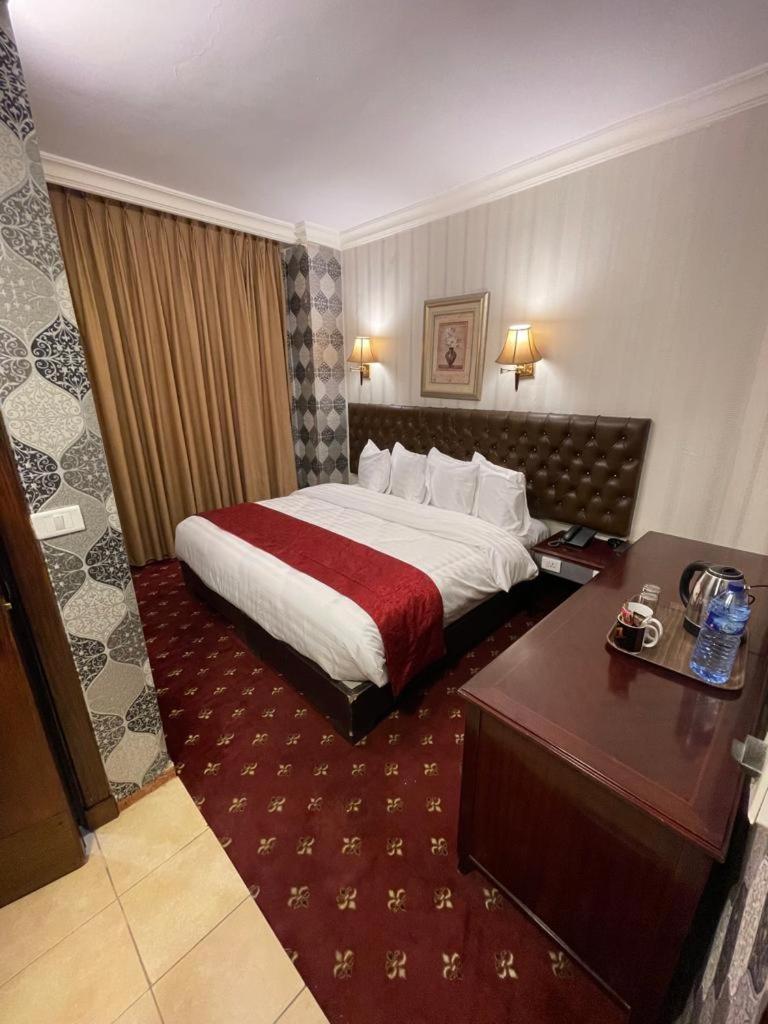 Madison Hotel Amman Extérieur photo